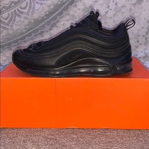 air max 97 basically brand new
